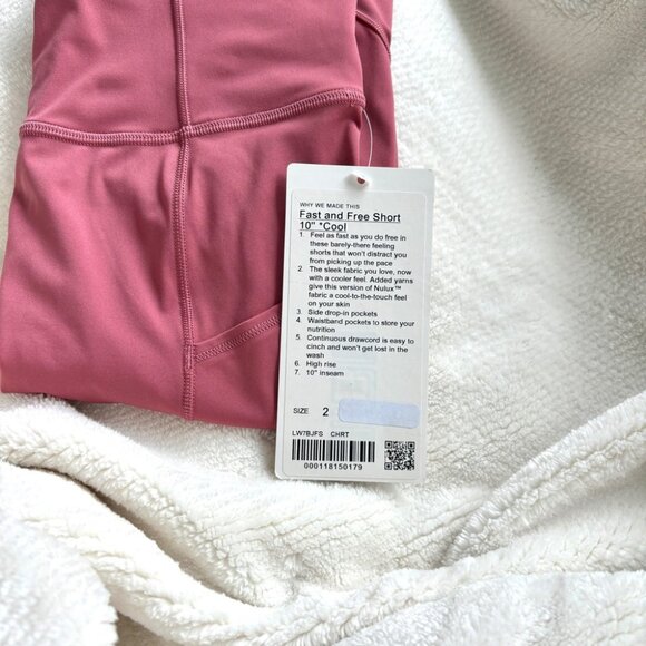 NWT Lululemon Fast and Free Short 10" *Cool - Picture 4 of 5